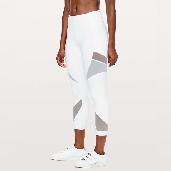 Lululemon Mesh In Motion Crop 23" White Athletic Leggings Size 8 - Picture 1 of 7